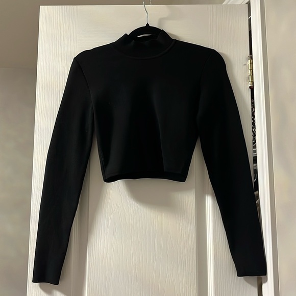 Sculpt Knit Level Turtleneck-never worn - Picture 6 of 8